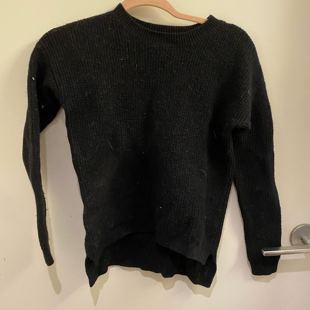 Wilfred black knit crew neck sweater